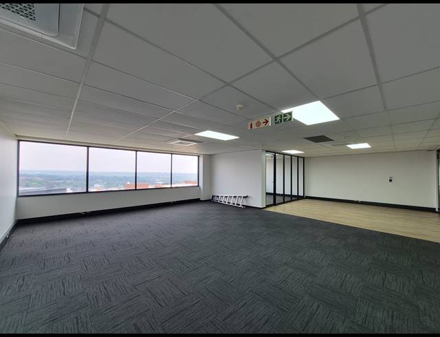 194M² OFFICE TO LET IN SANDOWN